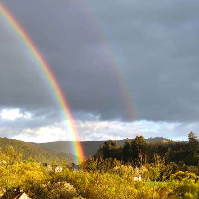 世界の天気写真. Seniの美しい写真による天気予報