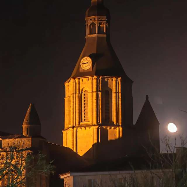 Прогнозы погоды с чудесными фотографиями, сделанными maxiriri