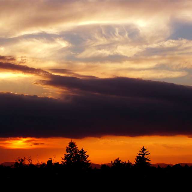 Jet. Weather forecasts with beautiful photos by Miloš_SK Photos in Sereď