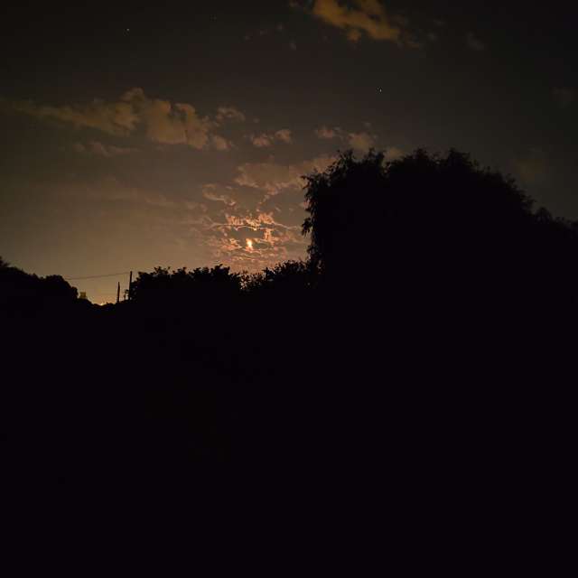 Sky. Weather forecasts with beautiful photos by Lupsaman Photos in World