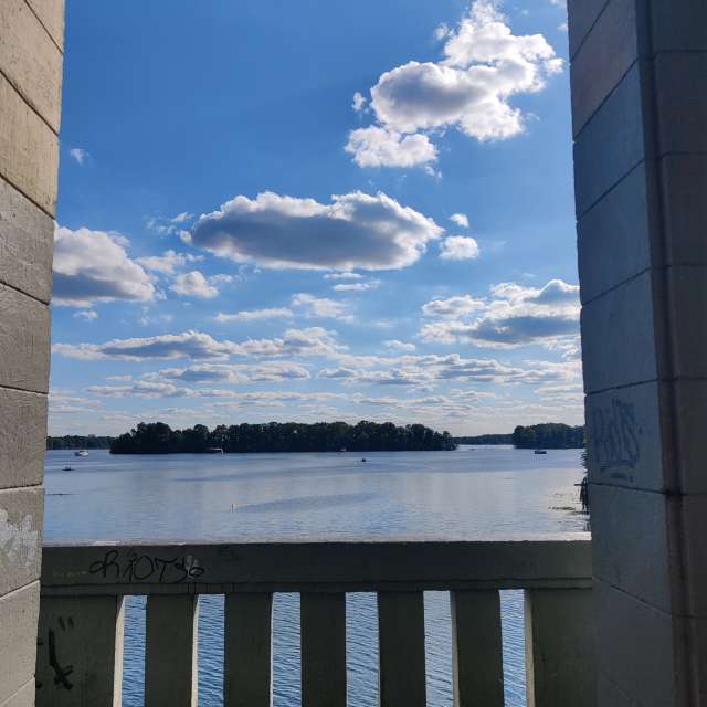 世界的天气照片. 天气预报，带Zorrra精美的照片