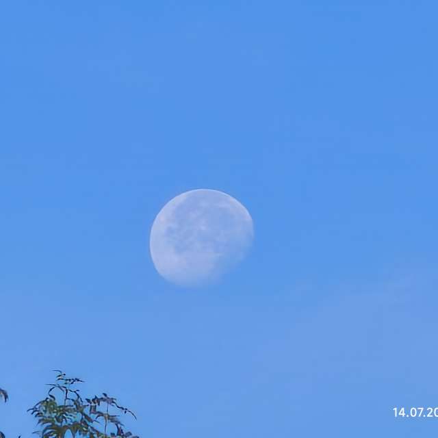 Weather forecasts with beautiful photos by PeterR