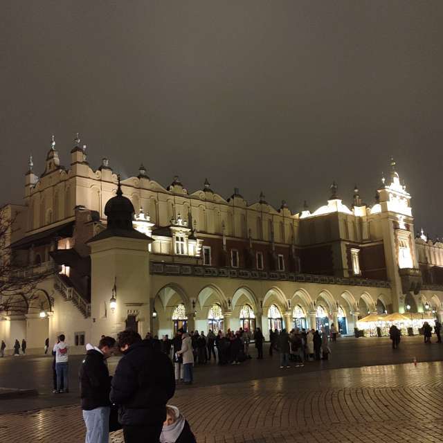 Fotos del Iluminado. Pronósticos del tiempo con hermosas fotos de Romek58 en Cracovia