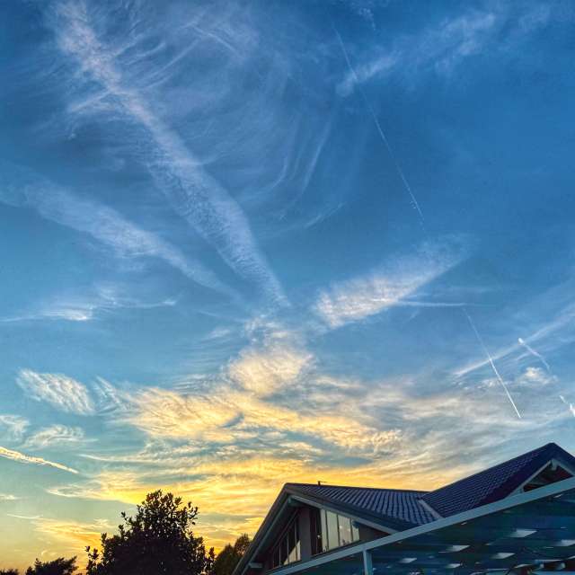 Weather forecasts with beautiful photos by AntoninoMistretta