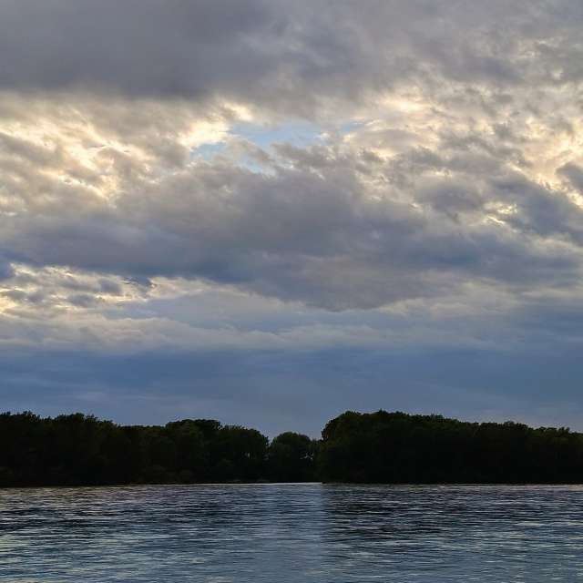 Fotos Oceano. Previsões do tempo com lindas fotos de ЮлЯШа em Gorodckoy Pliazh V Parke "Samal"