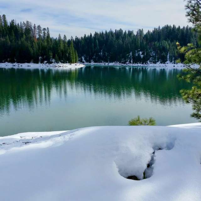 世界的天气照片. 天气预报，带CourtT精美的照片