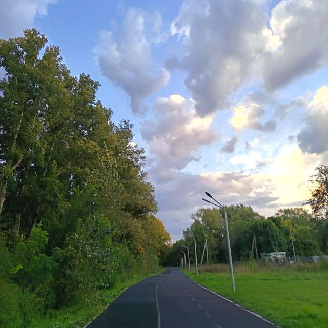 Fotos Visualizar. Previsões do tempo com lindas fotos de ЮлЯШа em Gorodckoy Pliazh V Parke "Samal"