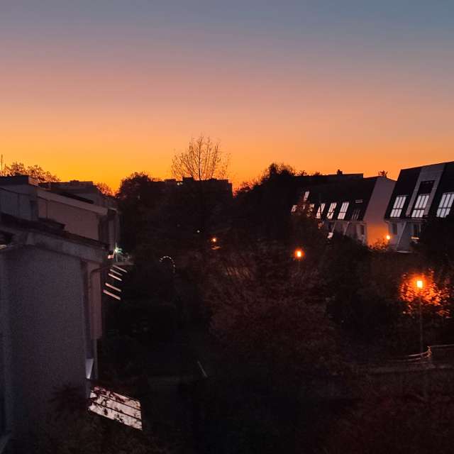 Truck. Weather forecasts with beautiful photos by Tercis Photos in Ettlingen
