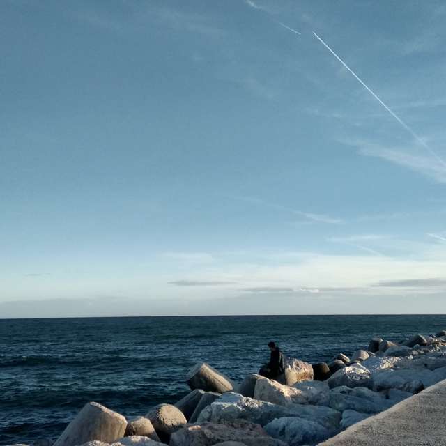 Toilet. Weather forecasts with beautiful photos by SarPons Photos in Málaga