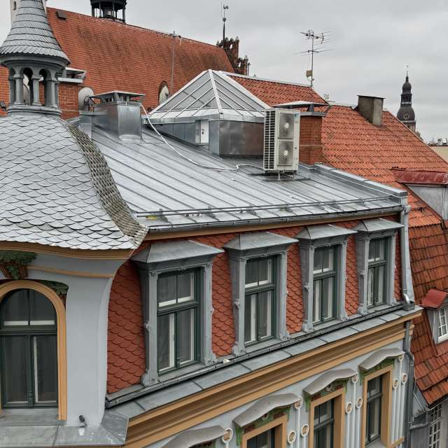 Clock. Weather forecasts with beautiful photos by Svet-Lana Photos in Rīga