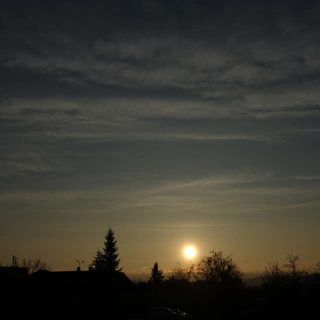 Fotos Luz. Previsões do tempo com lindas fotos de Vasek325 em Praha 12