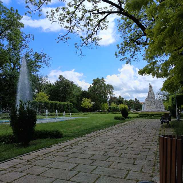 Park. Weersvoorspellingen met prachtige foto's van Lupsaman-foto's in Timiș