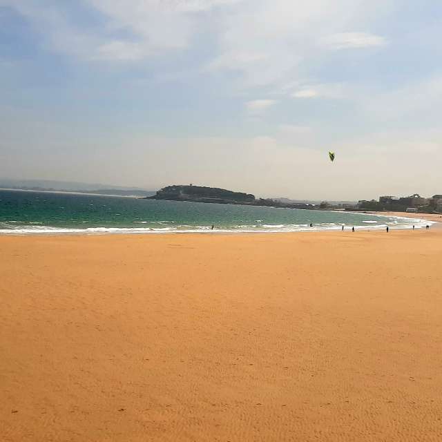 Walking. Weather forecasts with beautiful photos by SCM Photos in Santander