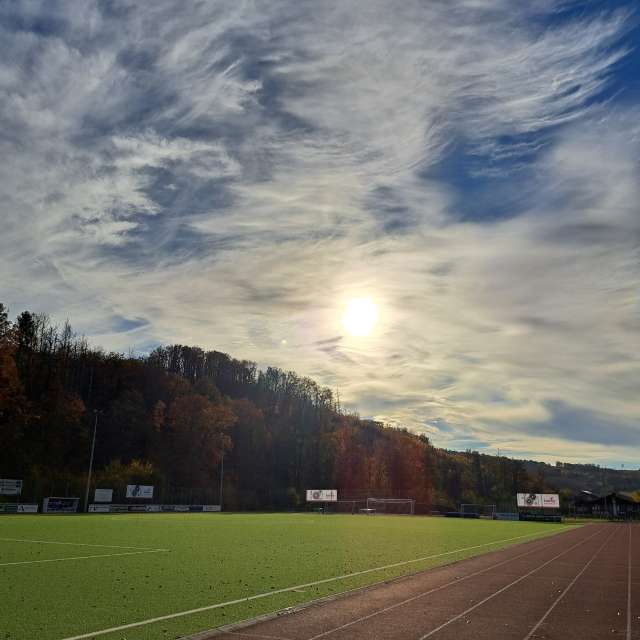 天气预报，带NikolausMinas精美的照片