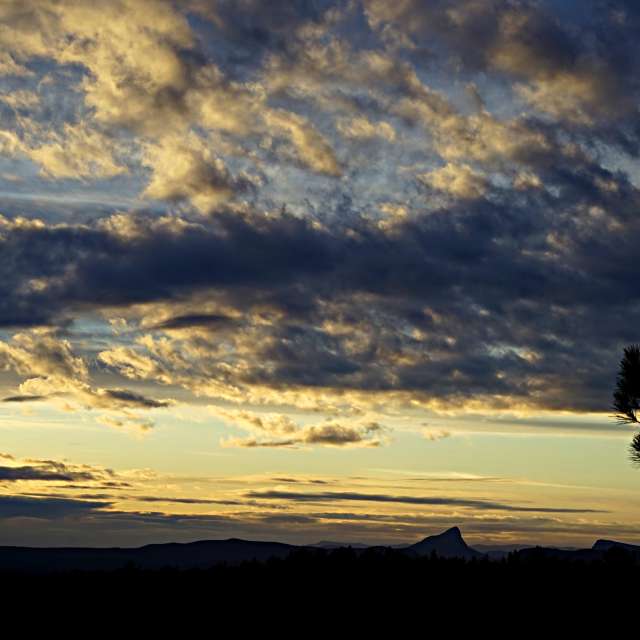 Weather forecasts with beautiful photos by tony5636