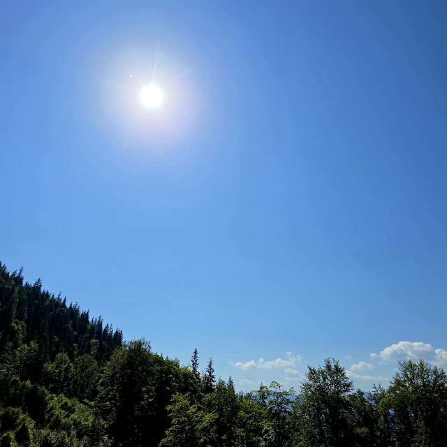 Weather Photos in World. Weather forecasts with beautiful photos by Camelyon