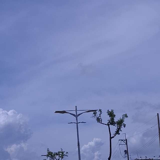 Driving. Weather forecasts with beautiful photos by Wen-ya Huang Photos in Kaohsiung City