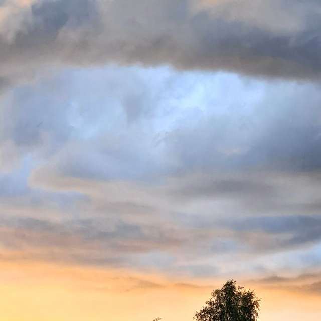 天气预报，带HelenR精美的照片