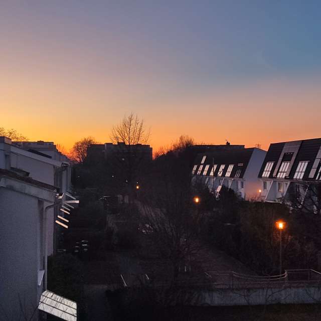 Truck. Weather forecasts with beautiful photos by Tercis Photos in Ettlingen
