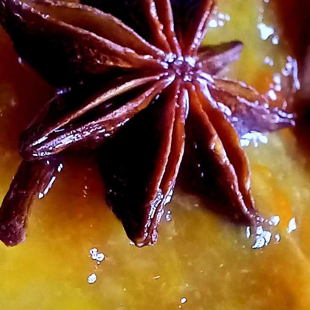 Weather forecasts with beautiful photos by MOR