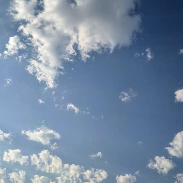 Fotos del Vuelo. Pronósticos del tiempo con hermosas fotos de YanBog en Bucharest