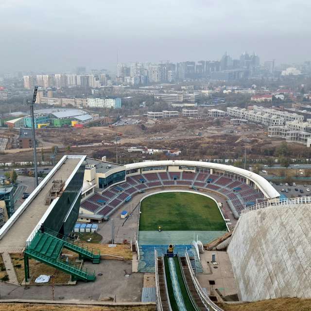 Fotos Campo. Previsões do tempo com lindas fotos de Chizh em Almaty