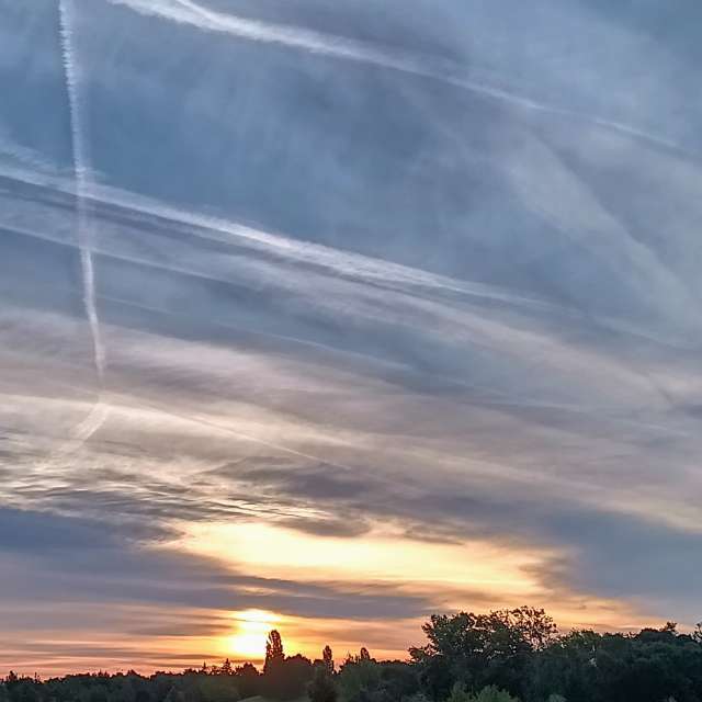 Jet. Wettervorhersagen mit schönen Fotos von Kripo Fotos Niederösterreich