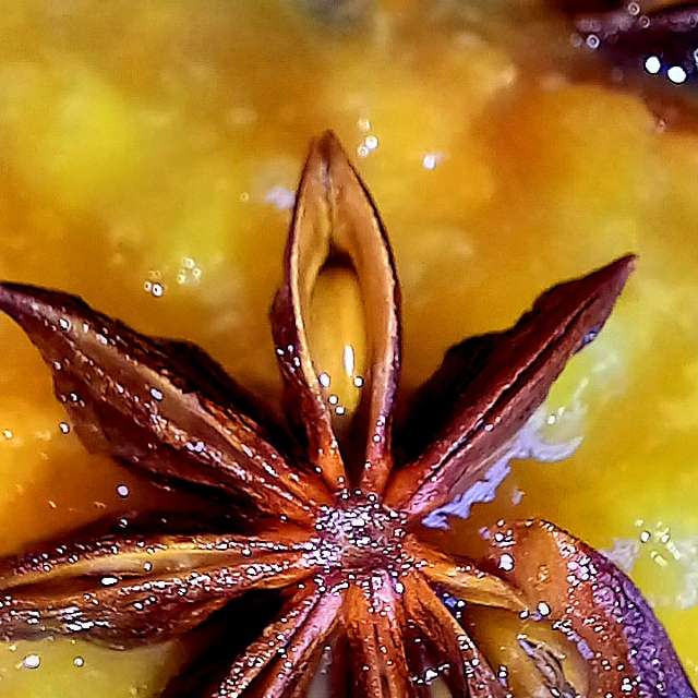 Weather forecasts with beautiful photos by MOR