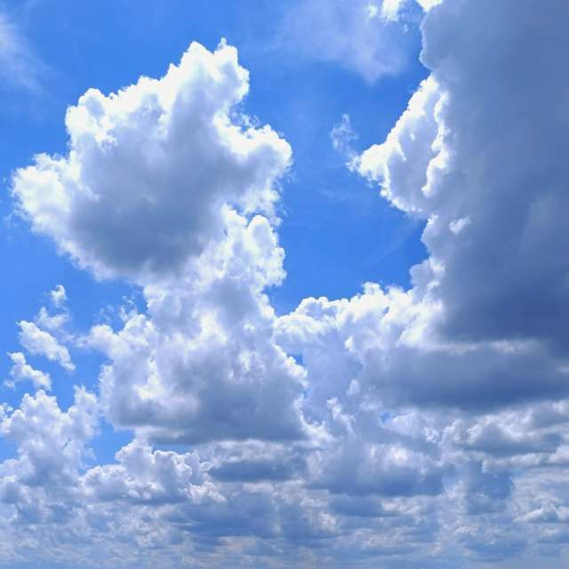 Day. Weather forecasts with beautiful photos by darluniau Photos in Ukraine