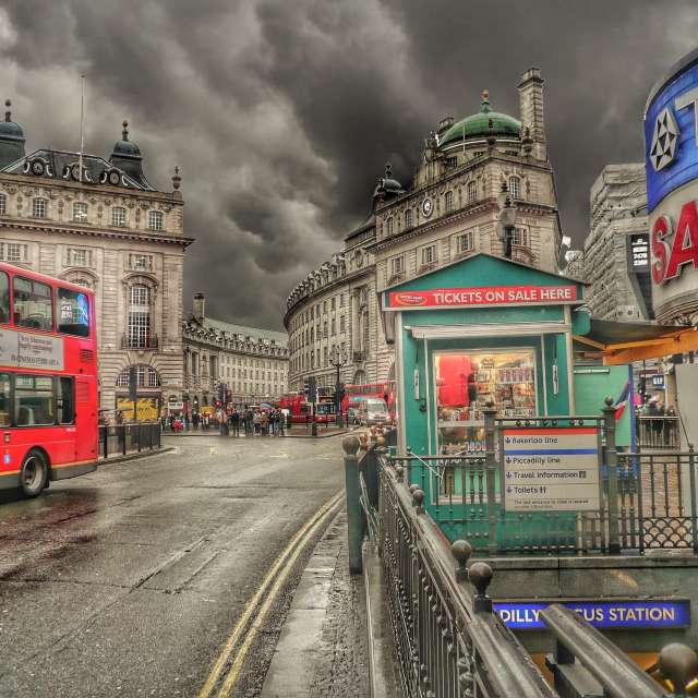 Weather. Wettervorhersagen mit schönen Fotos von AntoninoMistretta Fotos City of London