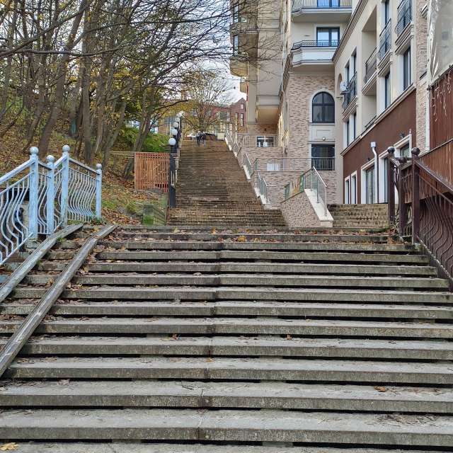 天气预报，带Михаил Бондаренко精美的照片