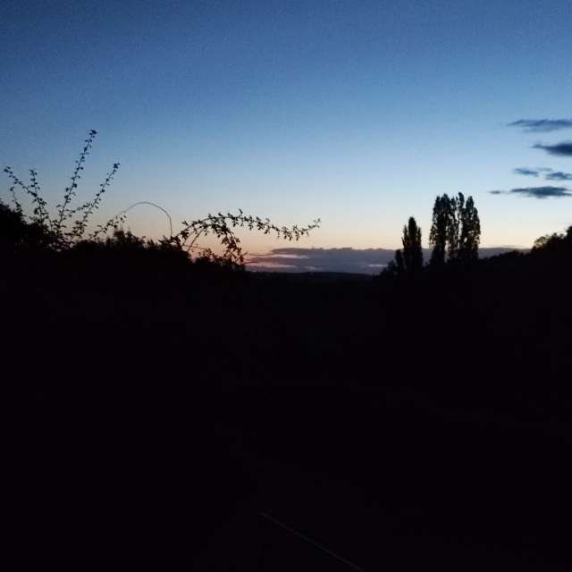 Weather forecasts with beautiful photos by Andbot_