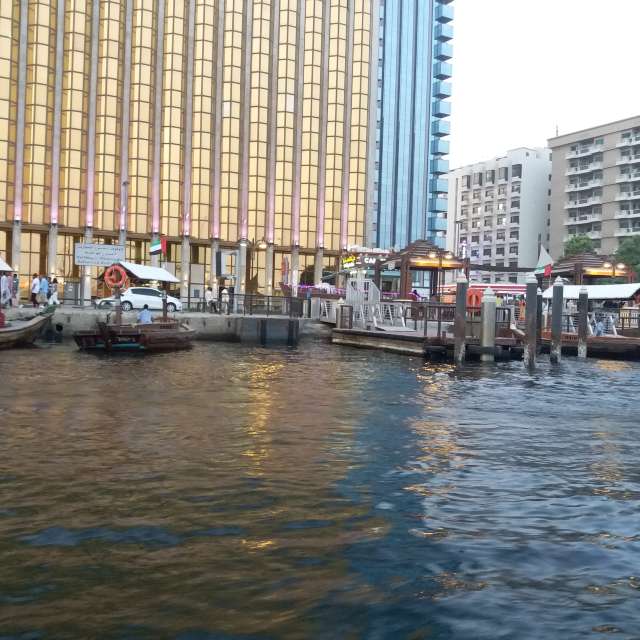 Boat. Weather forecasts with beautiful photos by yoni Photos in Dubai