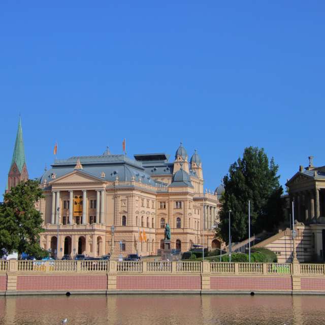 Fotos Verde. Previsões do tempo com lindas fotos de elbetraffic em Schwerin