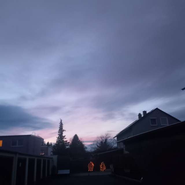 D-I-Eの美しい写真による天気予報