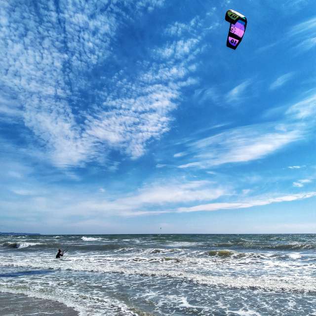 Weather forecasts with beautiful photos by Olexandr Bondarenko