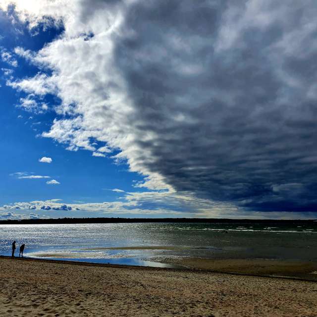 Weather forecasts with beautiful photos by unhombre