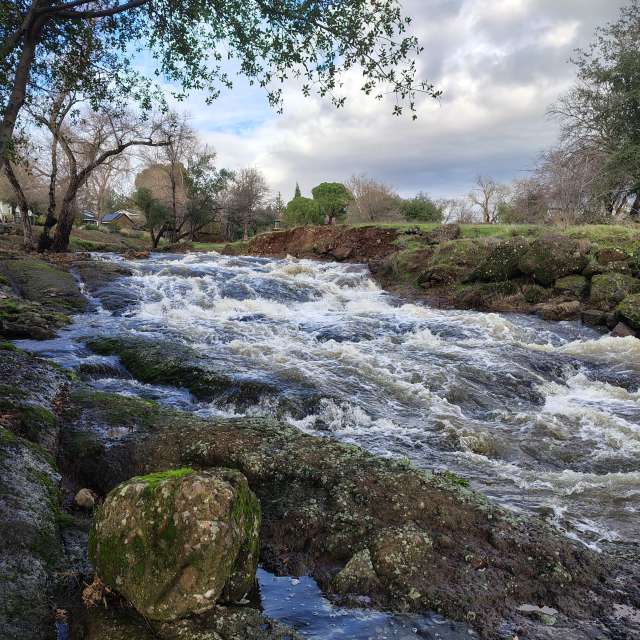 世界的天气照片. 天气预报，带Ghostroku精美的照片