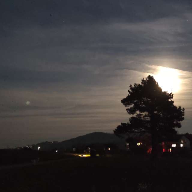 Weather forecasts with beautiful photos by Anamarija