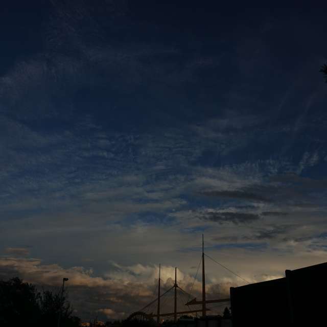 Fotos Escuro. Previsões do tempo com lindas fotos de Vasek325 em Praha 5