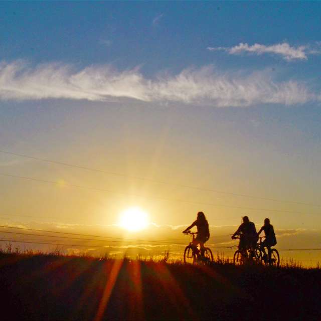 Photos Colline. Prévisions météo avec de superbes photos de Miloš_SK de Sereď