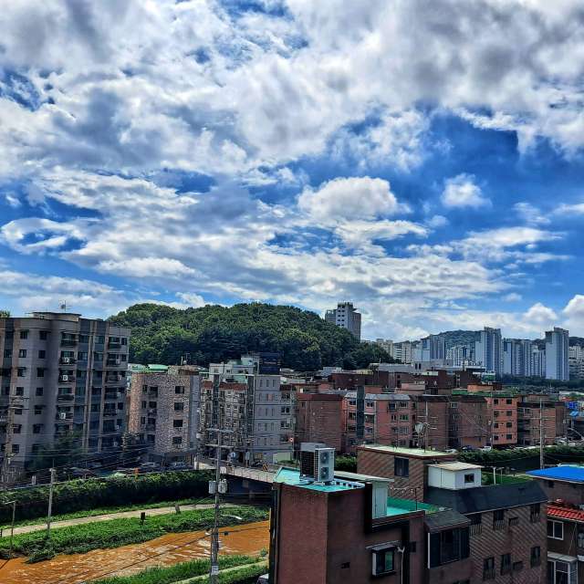 City. Weather forecasts with beautiful photos by JohnHaroldKim Photos in World