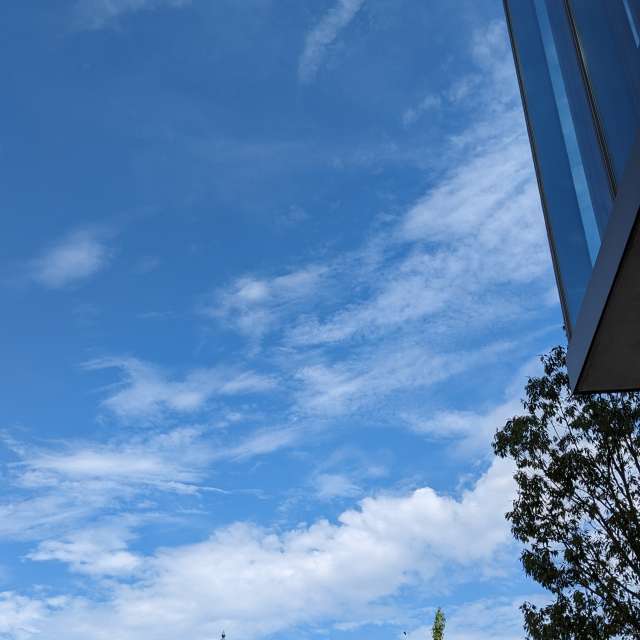 Cloudy. Weather forecasts with beautiful photos by あさのジジ Photos in Okayama