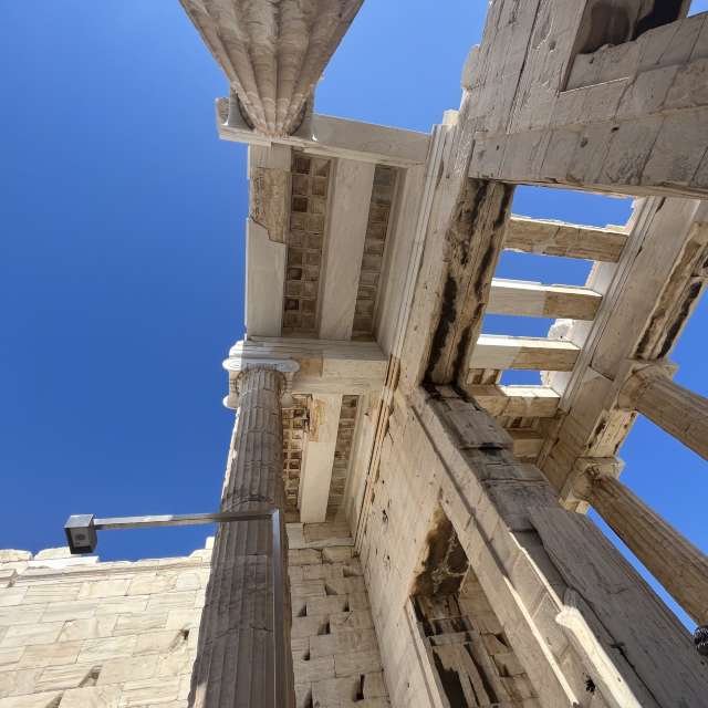 Weather forecasts with beautiful photos by Oksy