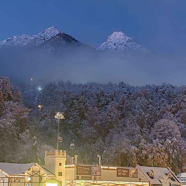Gruppe. Wettervorhersagen mit schönen Fotos von Albert_Smelovtsev Fotos Roza Khutor