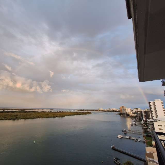 Weather forecasts with beautiful photos by bats