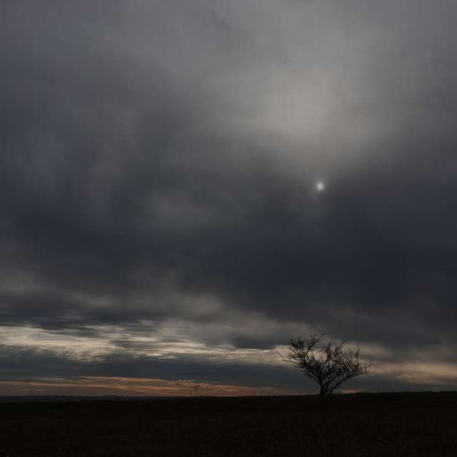 Fotos Escuro. Previsões do tempo com lindas fotos de Vasek325 em Praha 5