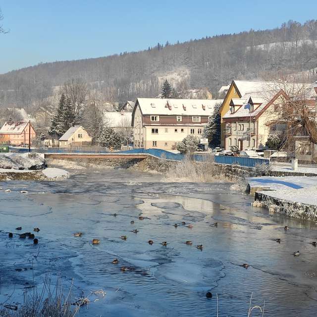 Gruppe. Wettervorhersagen mit schönen Fotos von Kripo Fotos Ladek Zdroj