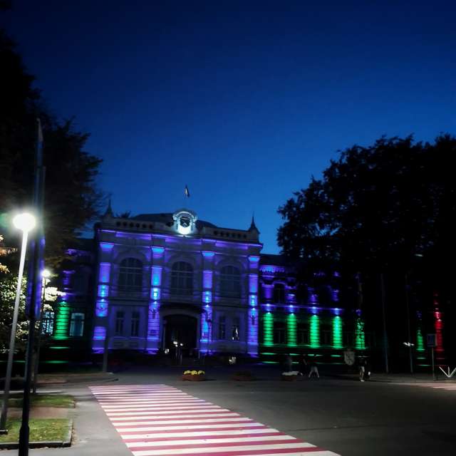 Weather forecasts with beautiful photos by urashm