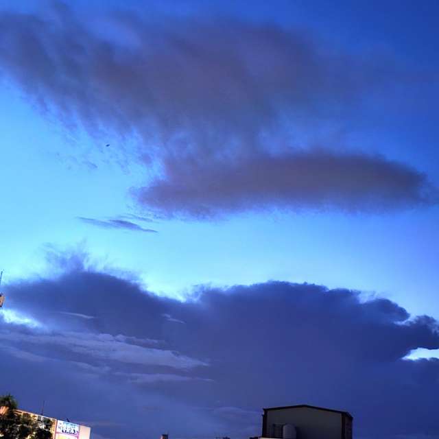 Slope. Weather forecasts with beautiful photos by Wen-ya Huang Photos in Kaohsiung City